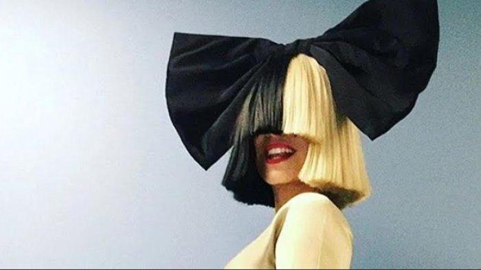Who Is SIA