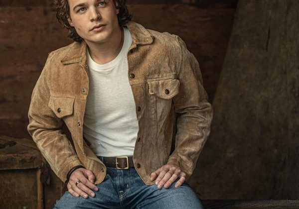 Max McNown Biography: Age, Family Life, Personal Story & Career Highlights