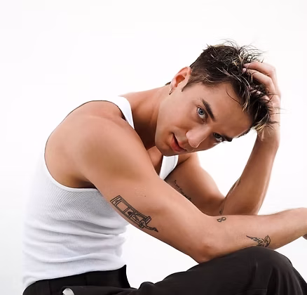 Singer Daniel Seavey Age, Hometown, Biography and Whois