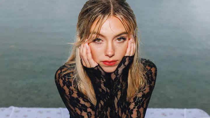 Singer Eileen Alister Age, Family, Bio, Life & Career: Everything You Need to Know
