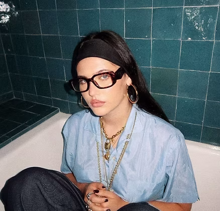 Get to Know Singer Sienna Spiro: Age, Background, Personal Life & Career Growth