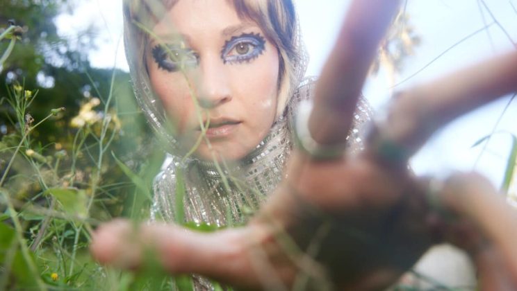 Get to Know Singer Tash Blake: Age, Background, Personal Life & Career Growth